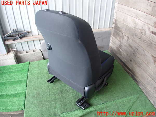2UPJ-9229697035]アクア(AQUA)(NHP10)運転席シート 中古_2