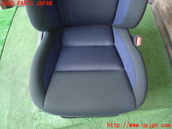 2UPJ-9229697035]アクア(AQUA)(NHP10)運転席シート 中古_3