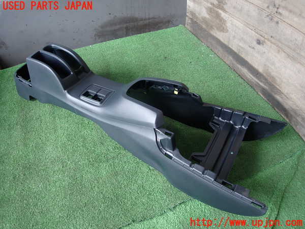 2UPJ-9229697540]アクア(AQUA)(NHP10)センターコンソール 中古_2