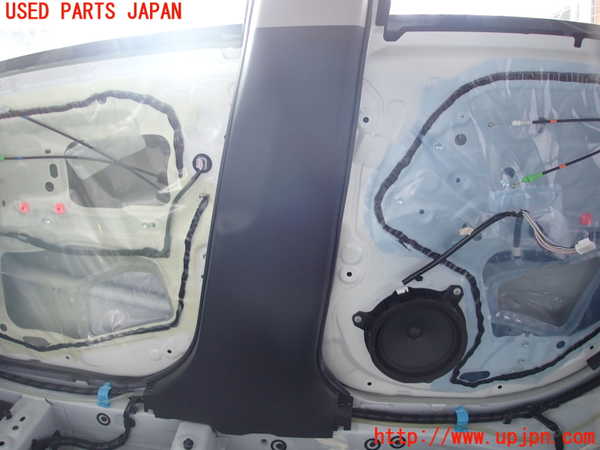 2UPJ-9229697665]アクア(AQUA)(NHP10)右センターピラートリム 中古_3