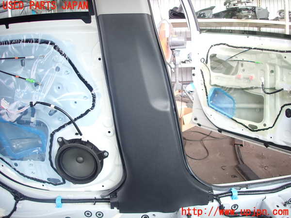2UPJ-9229697670]アクア(AQUA)(NHP10)左センターピラートリム 中古_3