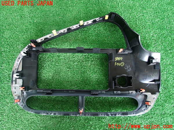2UPJ-9229697691]アクア(AQUA)(NHP10)内装トリム類1 中古_2