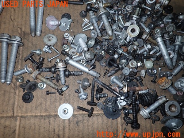 3UPJ=9229710720]BMW Z4(LM30 E89)ネジ・ナット・ステー類 セット ジャンク_3