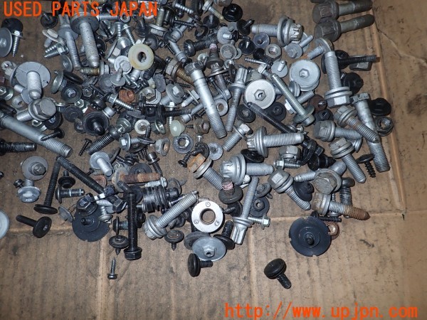 3UPJ=9229710720]BMW Z4(LM30 E89)ネジ・ナット・ステー類 セット ジャンク_5
