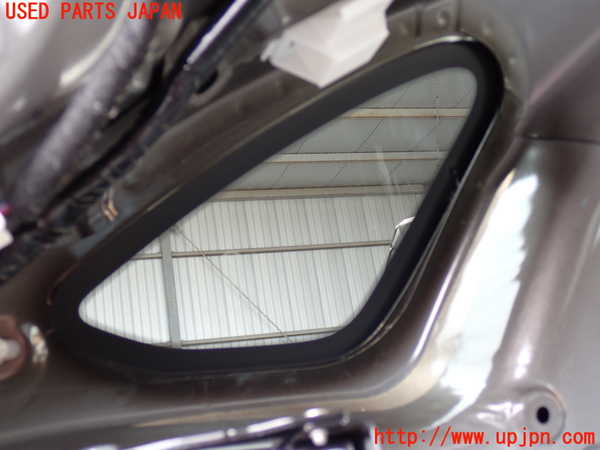 2UPJ-9229721382]CX-3(DK5AW)左クォーターガラス (43R-005844 M31Q8) 中古_4