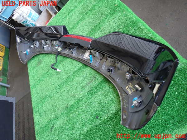 2UPJ-9229721520]CX-3(DK5AW)リアスポイラー 中古_4