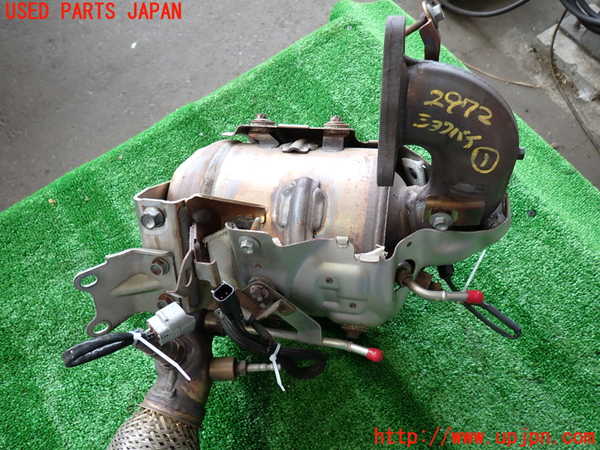 2UPJ-9229722661]CX-3(DK5AW)触媒1 中古_2