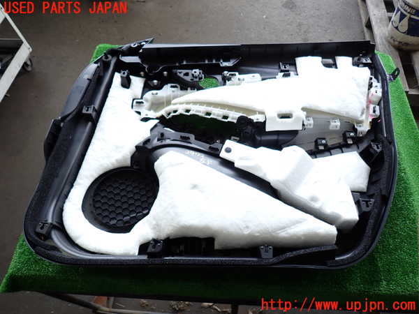 2UPJ-9229721264]CX-3(DK5AW)左前ドア内張り 中古_5