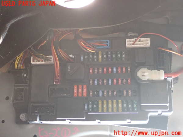 2UPJ-9229736741]BMW ミニ(MINI)クーパーS クロスオーバー オール4(ZC16A)ヒューズボックス1 中古_2