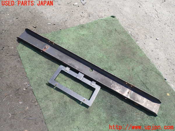 1UPJ-9229741010]三菱ジープ(J24)フロントバンパー 中古_3