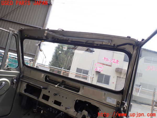 1UPJ-9229741195]三菱ジープ(J24)フロントガラス M166 中古_4
