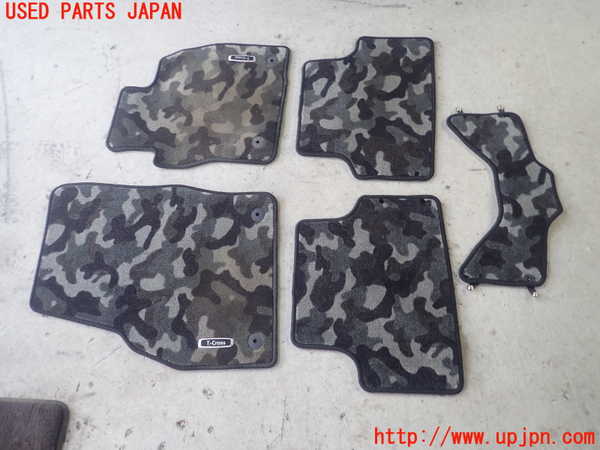 1UPJ-9229757800]VW・T-Cross(ティークロス)(C1DKR)フロアマット 中古_2