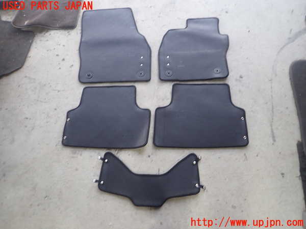 1UPJ-9229757800]VW・T-Cross(ティークロス)(C1DKR)フロアマット 中古_3