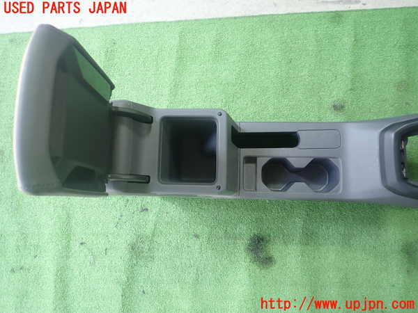 1UPJ-9229757540]VW・T-Cross(ティークロス)(C1DKR)センターコンソール 中古_3