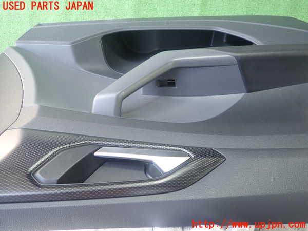 1UPJ-9229751264]VW・T-Cross(ティークロス)(C1DKR)左前ドア内張り 中古_2