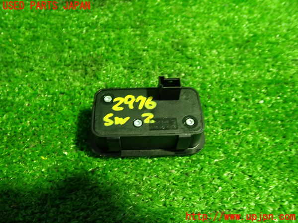 1UPJ-9229766307]ベンツ C180 ステーションワゴン S204(204249)スイッチ2 (バックドアSTOP) 中古_2