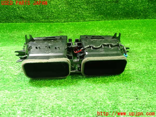 1UPJ-9229767528]ベンツ C180 ステーションワゴン S204(204249)エアコン吹き出し口3 (真中) 中古_2