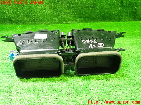1UPJ-9229767528]ベンツ C180 ステーションワゴン S204(204249)エアコン吹き出し口3 (真中) 中古_3