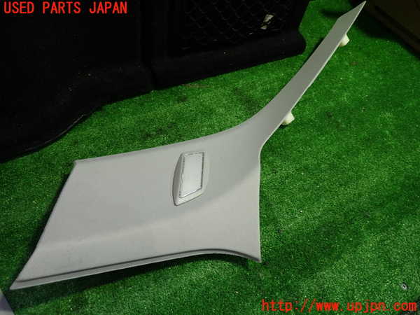 1UPJ-9229767675]ベンツ C180 ステーションワゴン S204(204249)右リアピラートリム 中古_2