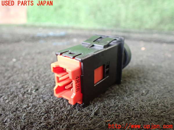 1UPJ-9229806309]ジムニー(JB23W)スイッチ4(デフロスター) 中古_2