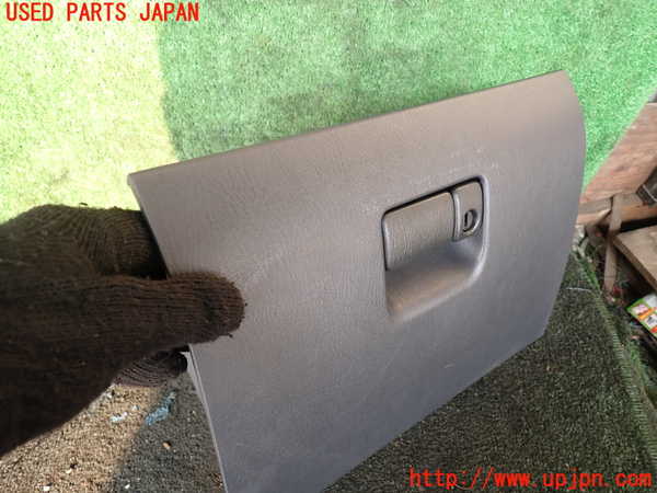 1UPJ-9229807516]ジムニー(JB23W)グローブボックス1 中古_2