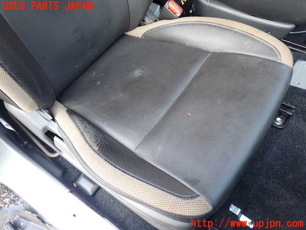 1UPJ-9229807035]ジムニー(JB23W)運転席シート 中古_3