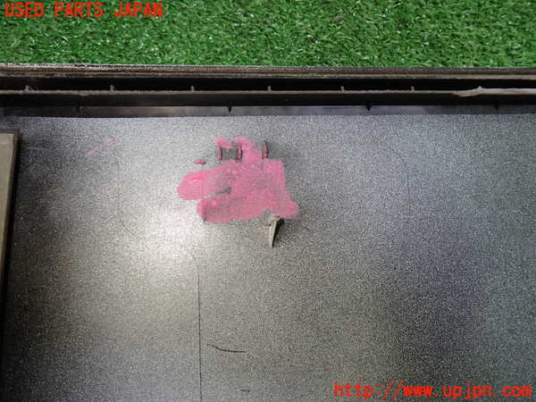1UPJ-9229821292]セレナ(GFC27)右後ドアパネル 中古_4