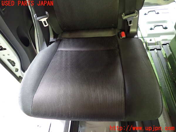 1UPJ-9229827145]セレナ(GFC27)右2列目シート 中古_3
