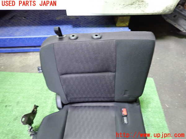 1UPJ-9229827235]セレナ(GFC27)右3列目シート 中古_2