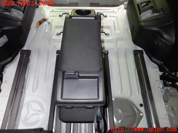 1UPJ-9229827465]セレナ(GFC27)補助席 中古_4
