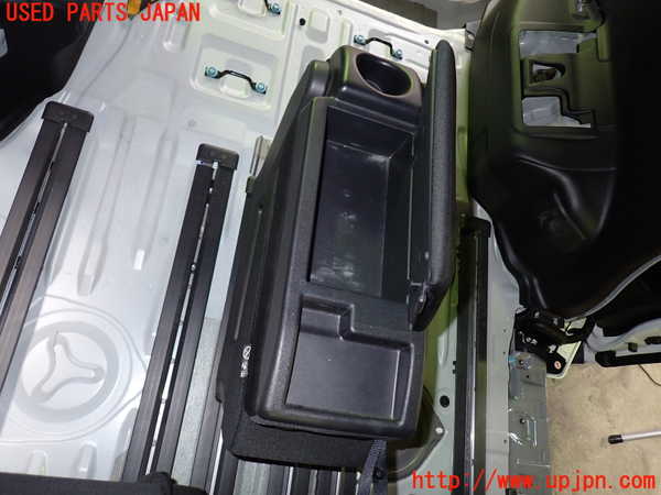 1UPJ-9229827465]セレナ(GFC27)補助席 中古_5