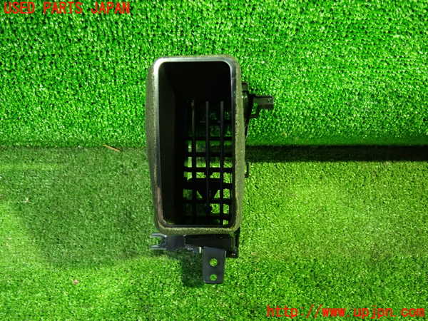 1UPJ-9229827528]セレナ(GFC27)エアコン吹き出し口3 (真中) 中古_2
