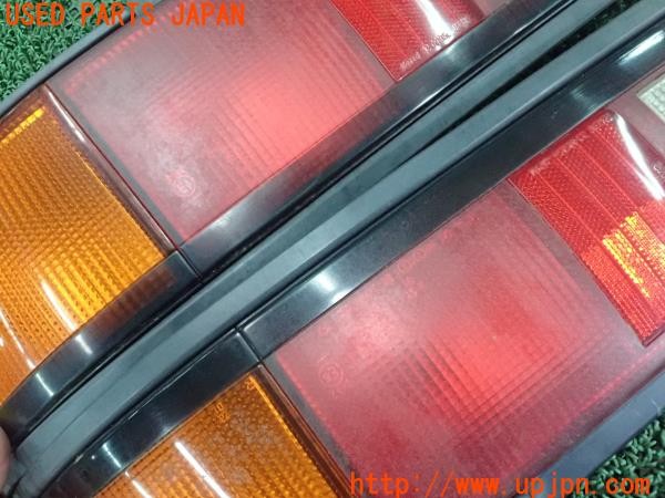 3UPJ=9229830547]MR2 Gリミテッド(SW20 1型)前期 純正 KOITO 33-08105 75082-17030 テールランプ ガーニッシュ セット 中古_3