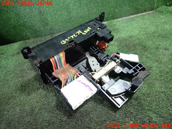 1UPJ-9229836066]MR2(SW20)エアコンスイッチ1 中古_3
