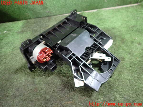 1UPJ-9229836066]MR2(SW20)エアコンスイッチ1 中古_4