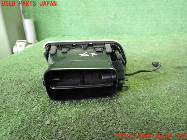 2UPJ-9229857527]マセラティ・ギブリ(MG30B)エアコン吹き出し口2 (右) 中古_2