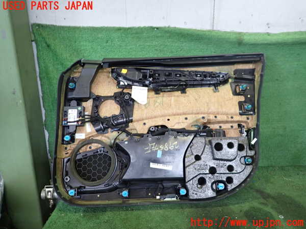 2UPJ-9229851264]マセラティ・ギブリ(MG30B)左前ドア内張り 中古_4