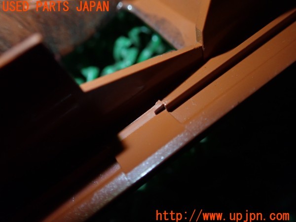 3UPJ=9229900645]ランクル100(UZJ100W)前期 純正  シフトパネル ウィンドウスイッチパネル インテリアパネル 内装パネル 木目調 中古_5