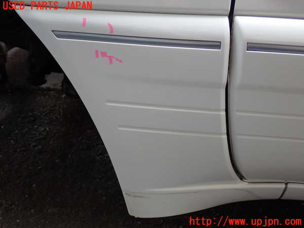 2UPJ-9229901082]ランクル100系(UZJ100W)左前フェンダー 中古_4