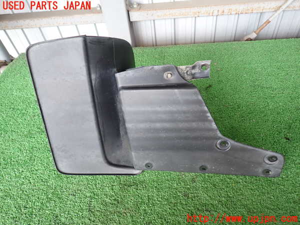 2UPJ-9229901456]ランクル100系(UZJ100W)左リアマッドガード(泥除け) 中古_3
