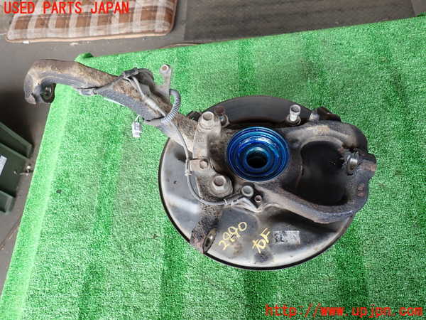 2UPJ-9229904290]ランクル100系(UZJ100W)右フロントナックルハブ 中古_2