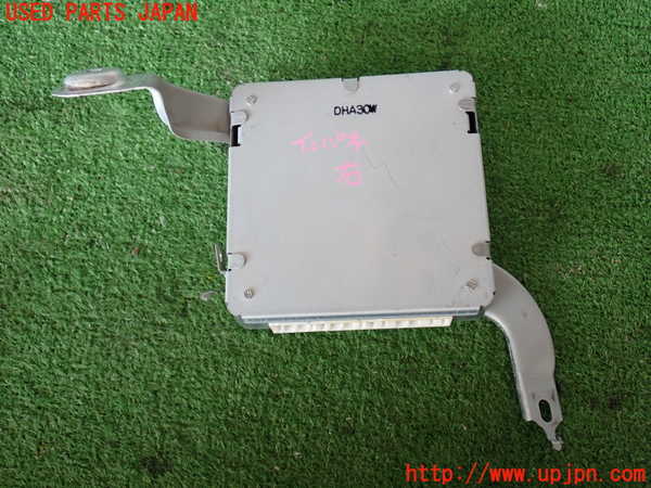 2UPJ-9229906120]ランクル100系(UZJ100W)サスペンションコンピューター 中古_3