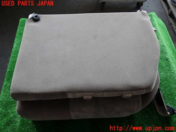 2UPJ-9229907265]ランクル100系(UZJ100W)左3列目シート 中古_3
