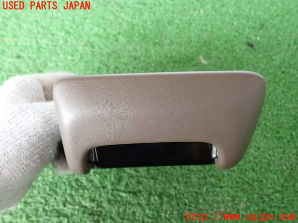2UPJ-9229907821]ランクル100系(UZJ100W)灰皿1 中古_2