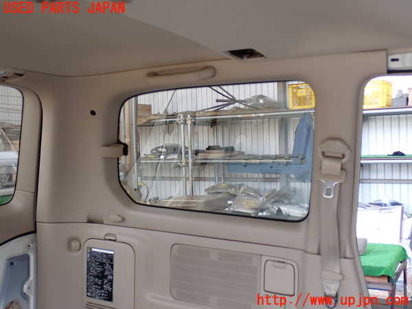 2UPJ-9229907680]ランクル100系(UZJ100W)左リアピラートリム 中古_2