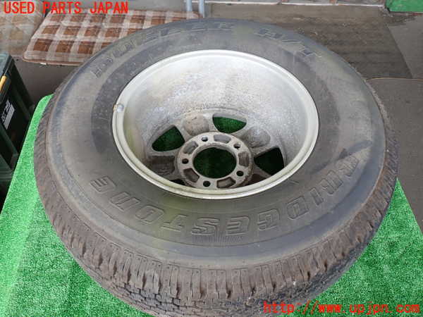 2UPJ-9229909601]ランクル100系(UZJ100W)スペアタイヤ1 275/70R16 中古_5
