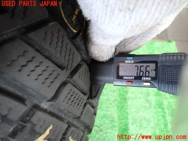 2UPJ-9229909031]ランクル100系(UZJ100W)タイヤ　ホイール　1本① 275/70R16 中古_4