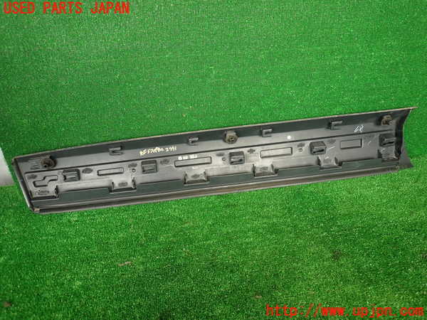 2UPJ-9229911232]ジャガー・Fペイス(DC2NA)右前ドアパネル 中古_5