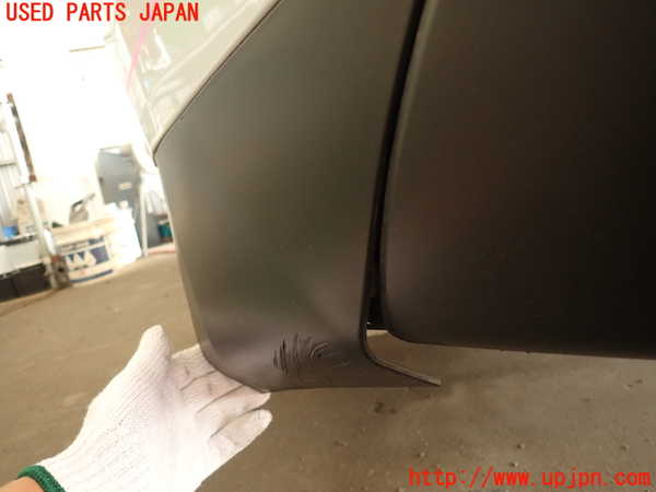 2UPJ-9229911610]ジャガー・Fペイス(DC2NA)リアバンパー 中古_3