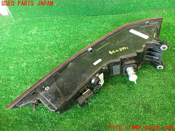 2UPJ-9229911536]ジャガー・Fペイス(DC2NA)左テールランプ 中古_3